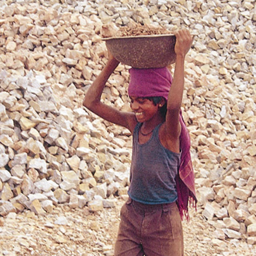 Brokenhard Child labour in mines, Rajasthan